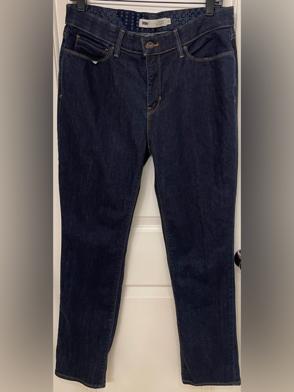 Levi's 525 Straight Leg Jeans in Dark Indigo Blue